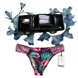 Shade & Shore NWT Swim Bottom Women Various